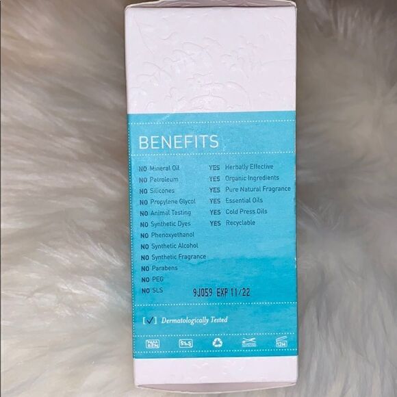 $20🌟 Lavido 2-in-1 Purifying Mask Exfoliator - Picture 8 of 12